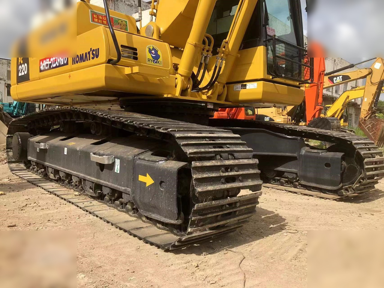 KOMATSU PC220-8N1 - Верижен багер: снимка 3 KOMATSU PC220-8N1 - Верижен багер: снимка 3