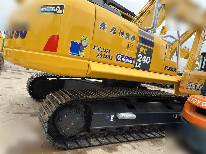 KOMATSU PC240 LC-8 - Верижен багер: снимка 3 KOMATSU PC240 LC-8 - Верижен багер: снимка 3