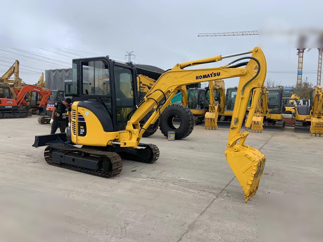 KOMATSU PC35MR-2 - Мини багер: снимка 4 KOMATSU PC35MR-2 - Мини багер: снимка 4