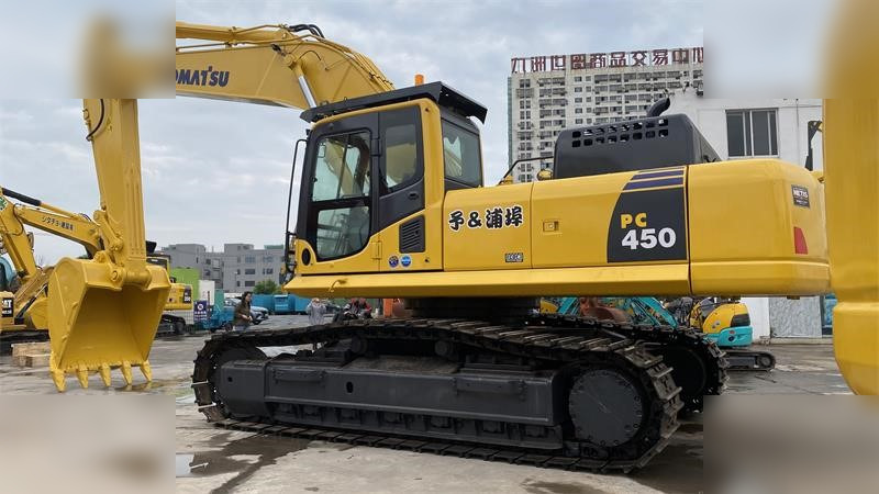 KOMATSU PC450-8 - Верижен багер: снимка 1 KOMATSU PC450-8 - Верижен багер: снимка 1