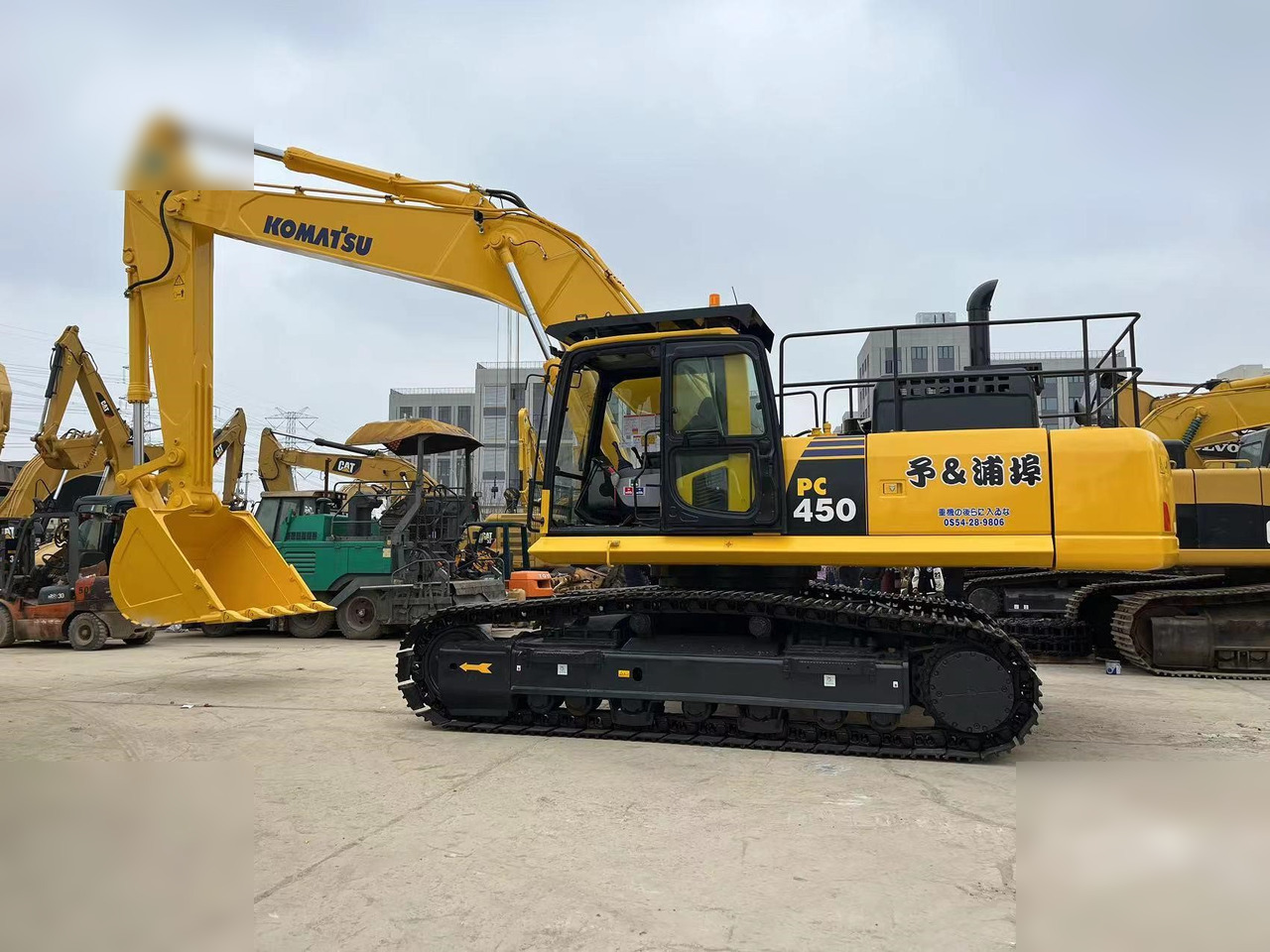 KOMATSU PC450-8 - Верижен багер: снимка 2 KOMATSU PC450-8 - Верижен багер: снимка 2