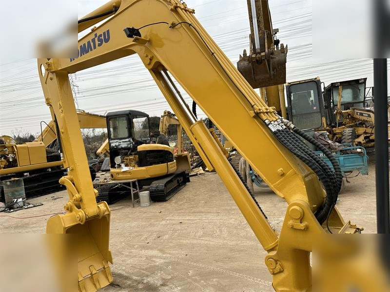 KOMATSU PC50MR-2 - Мини багер: снимка 5 KOMATSU PC50MR-2 - Мини багер: снимка 5