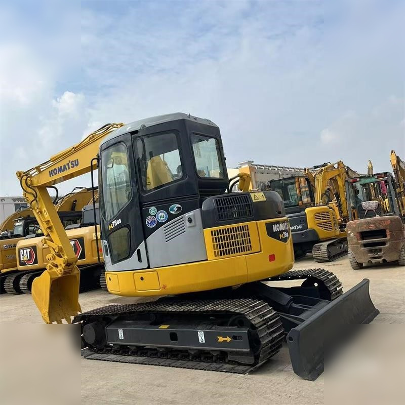 KOMATSU PC78US - Верижен багер: снимка 1 KOMATSU PC78US - Верижен багер: снимка 1