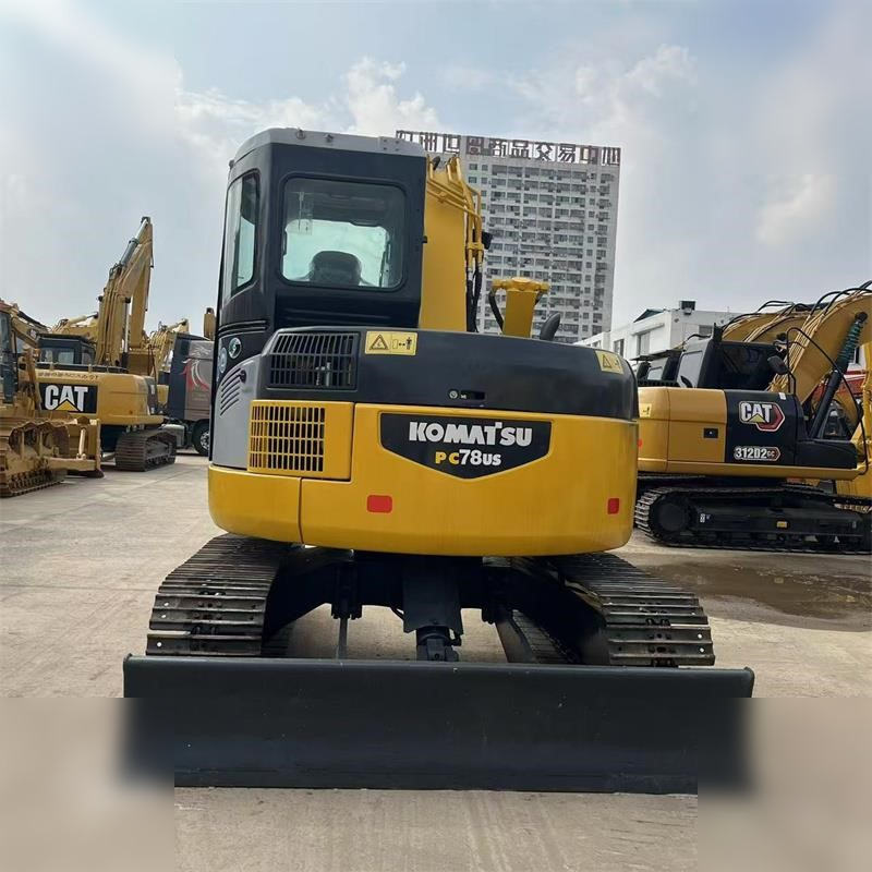 KOMATSU PC78US - Верижен багер: снимка 4 KOMATSU PC78US - Верижен багер: снимка 4