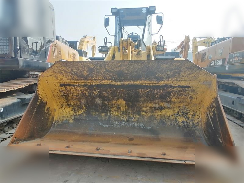 KOMATSU WA320-3 - Колесен товарач: снимка 4 KOMATSU WA320-3 - Колесен товарач: снимка 4