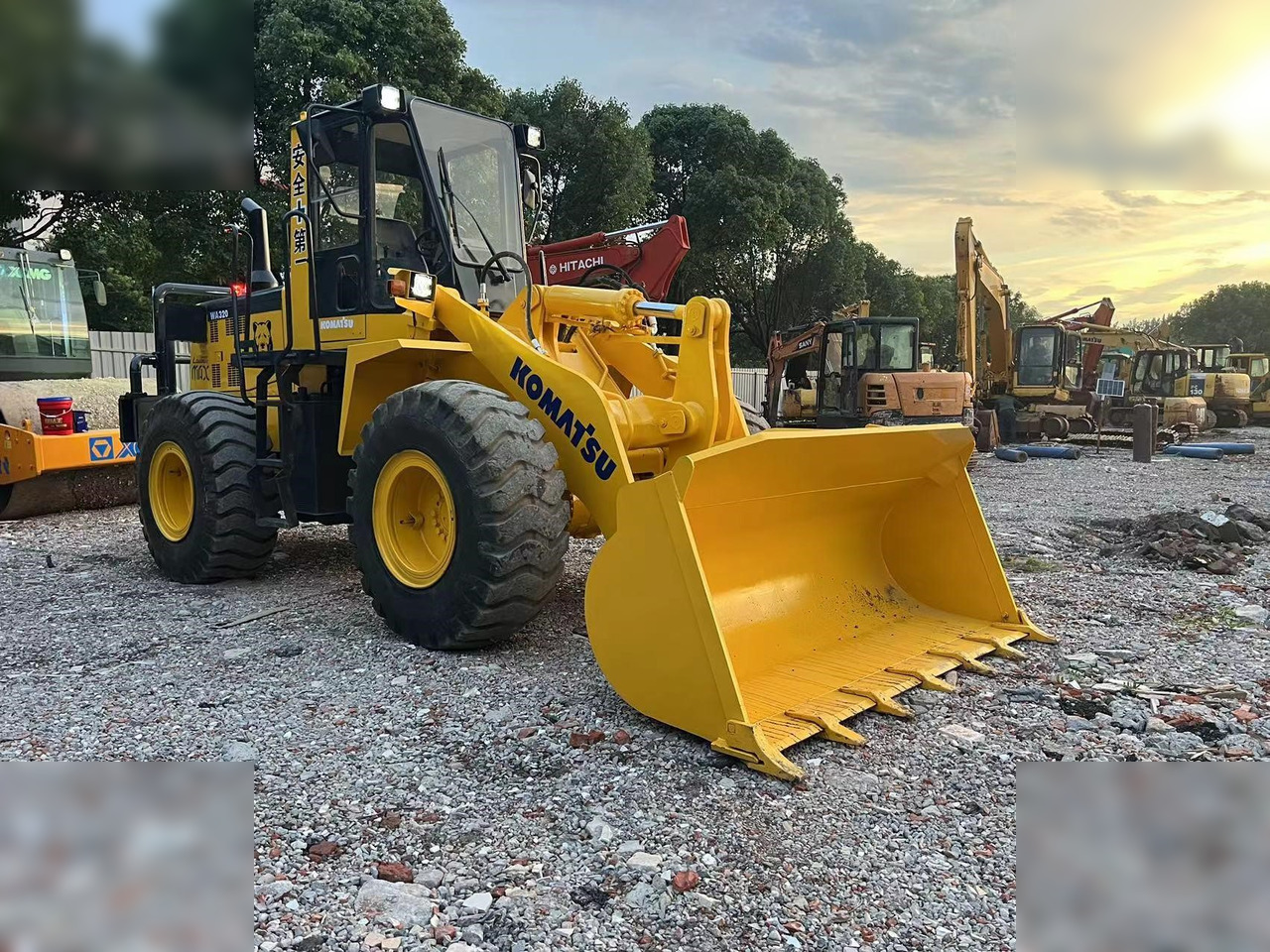 KOMATSU WA320-3 - Колесен товарач: снимка 3 KOMATSU WA320-3 - Колесен товарач: снимка 3