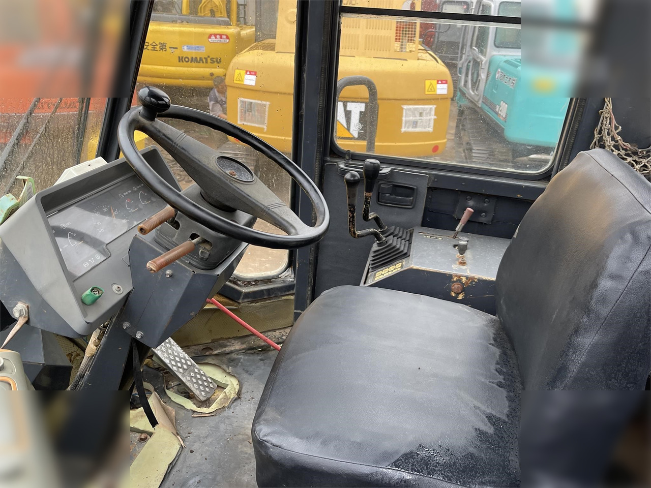 KOMATSU WA380-3 - Колесен товарач: снимка 5 KOMATSU WA380-3 - Колесен товарач: снимка 5