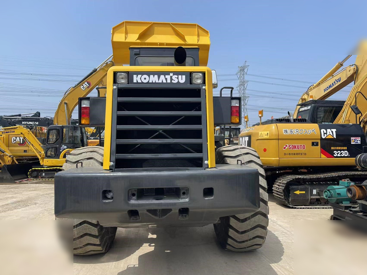 KOMATSU WA380-3 - Колесен товарач: снимка 3 KOMATSU WA380-3 - Колесен товарач: снимка 3