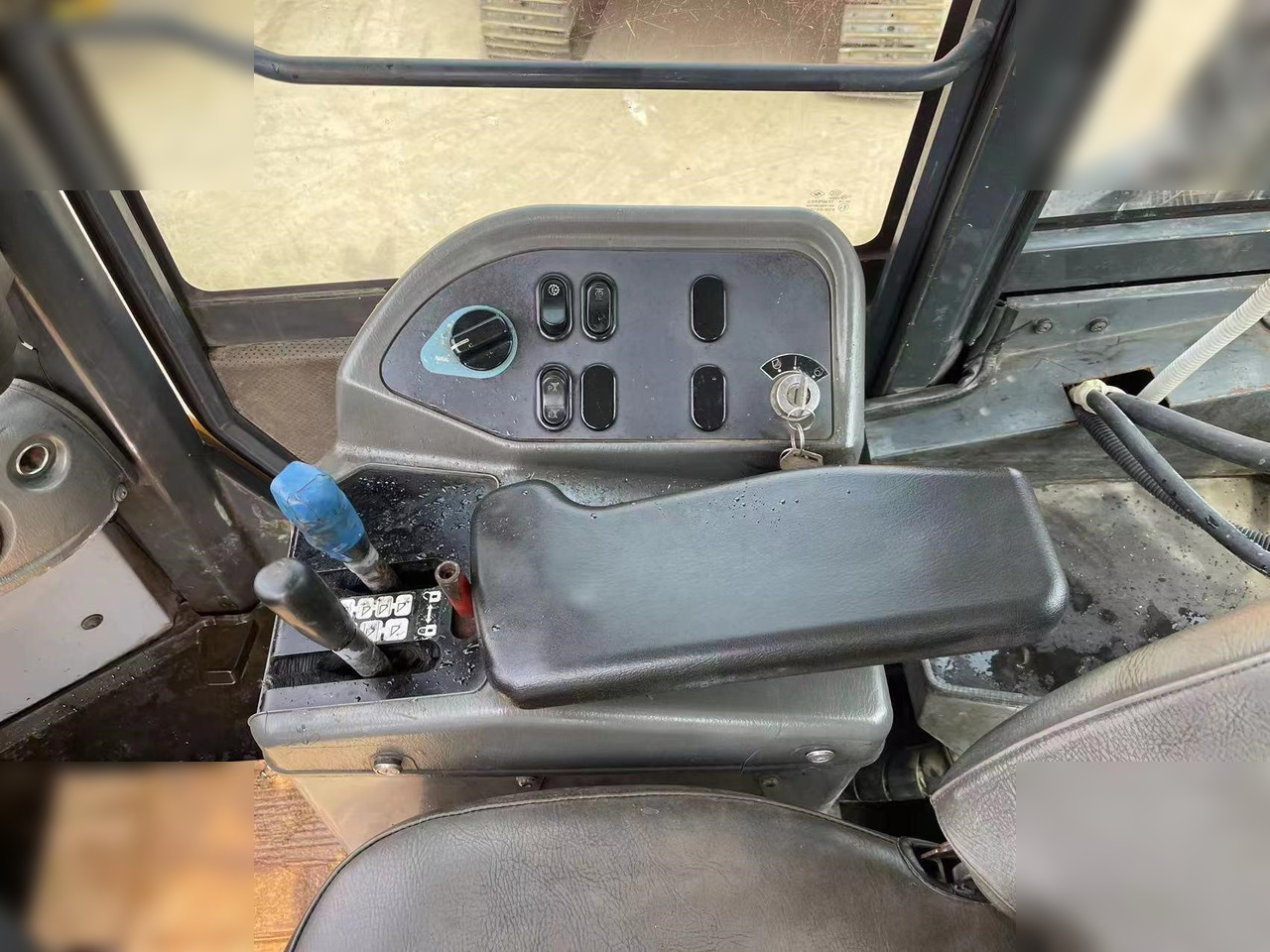 Колесен товарач KOMATSU WA380Z-6: снимка 9 Колесен товарач KOMATSU WA380Z-6: снимка 9