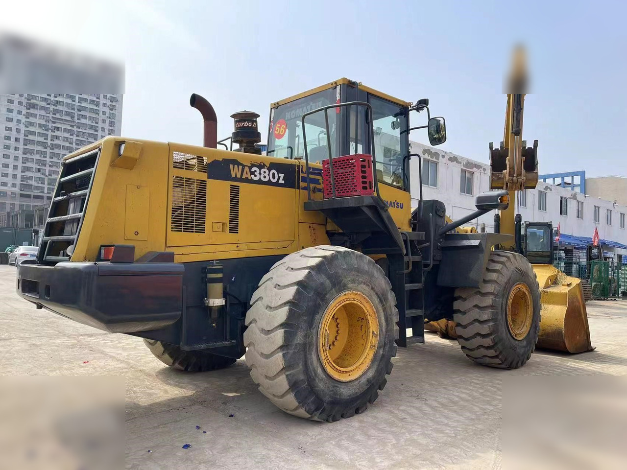 KOMATSU WA380Z-6 - Колесен товарач: снимка 4 KOMATSU WA380Z-6 - Колесен товарач: снимка 4