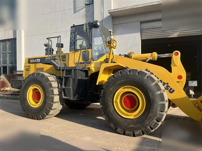 KOMATSU WA470-3 - Колесен товарач: снимка 3 KOMATSU WA470-3 - Колесен товарач: снимка 3