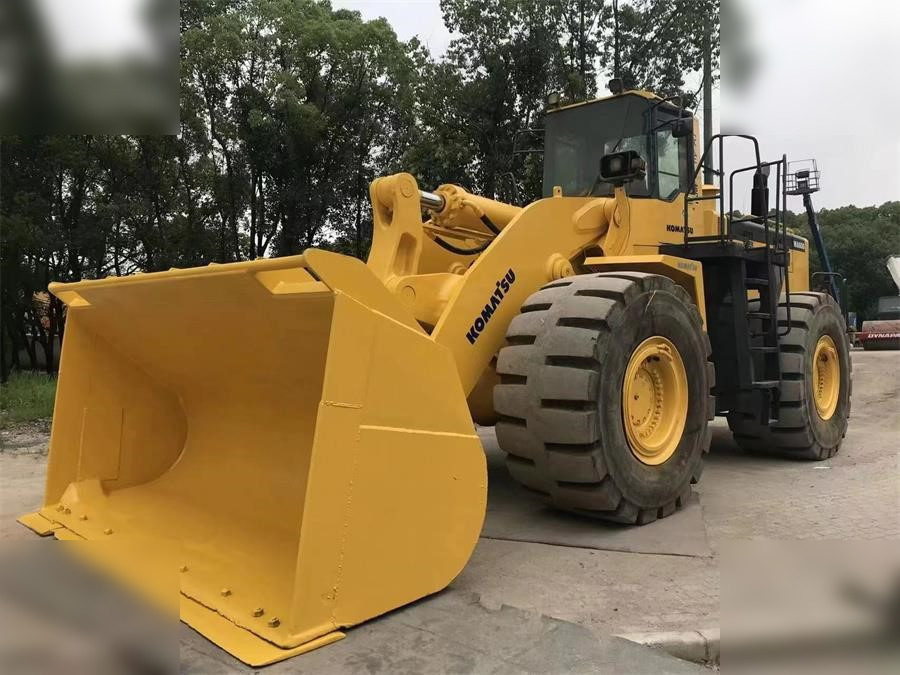 KOMATSU WA600-3 - Колесен товарач: снимка 2 KOMATSU WA600-3 - Колесен товарач: снимка 2