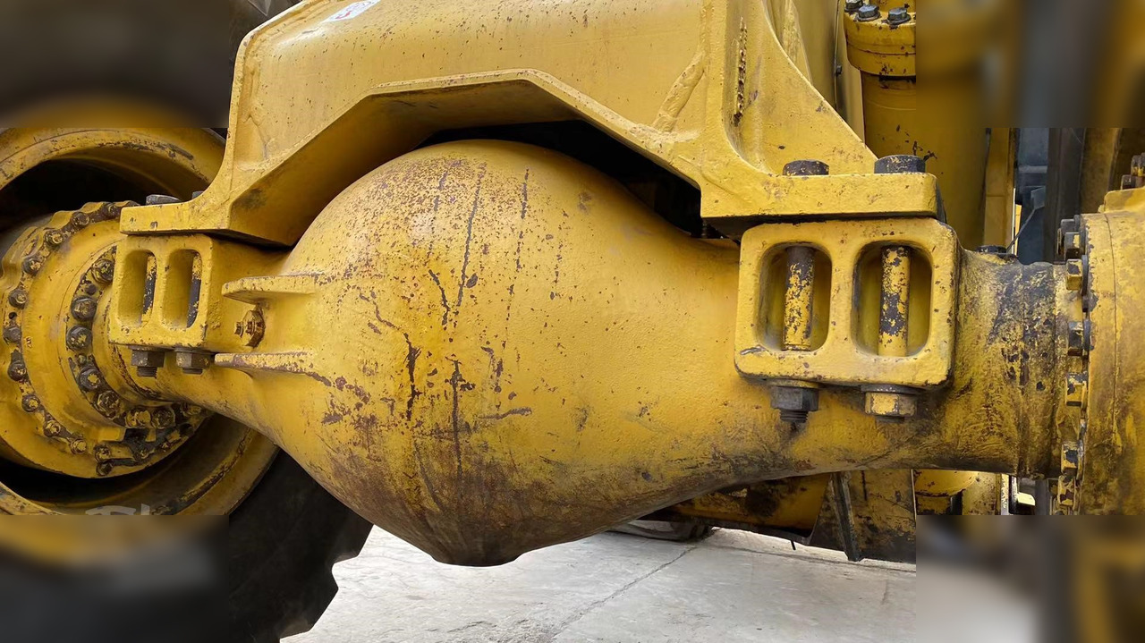KOMATSU WA600-3 - Колесен товарач: снимка 2 KOMATSU WA600-3 - Колесен товарач: снимка 2