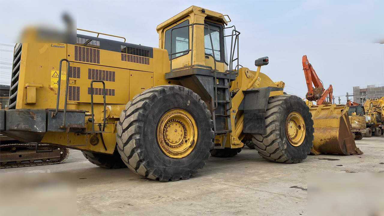 KOMATSU WA600-3 - Колесен товарач: снимка 3 KOMATSU WA600-3 - Колесен товарач: снимка 3