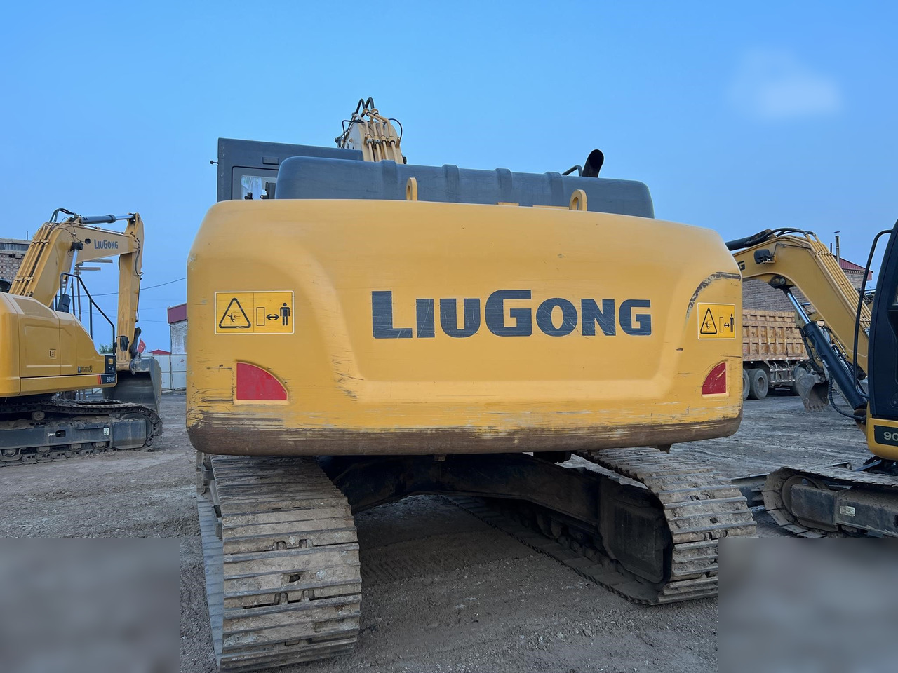 LIUGONG 922E - Верижен багер: снимка 2 LIUGONG 922E - Верижен багер: снимка 2