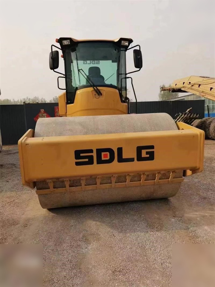 SDLG RS8140H - Валяк: снимка 3 SDLG RS8140H - Валяк: снимка 3