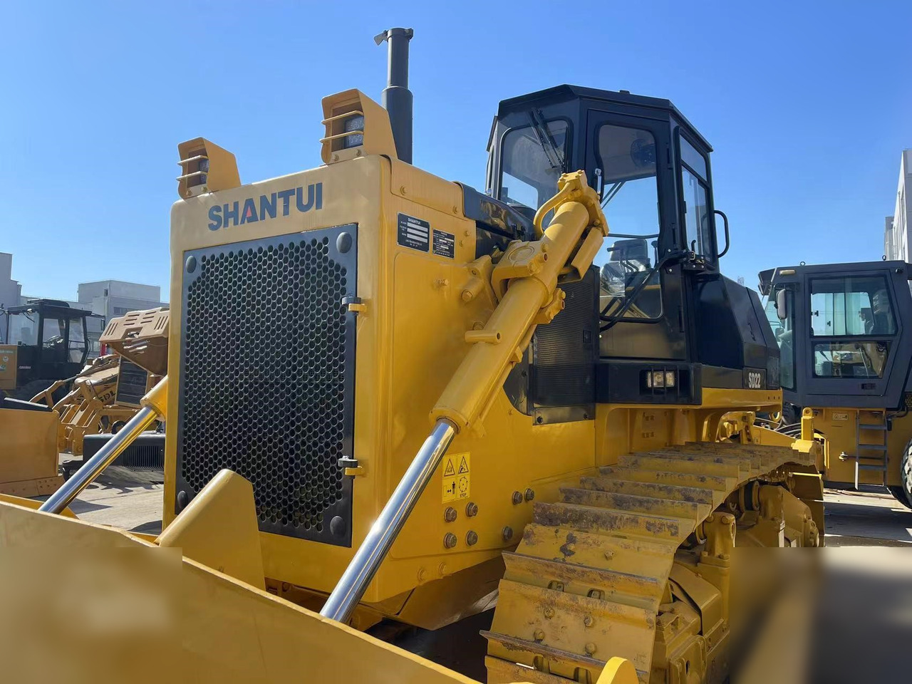 SHANTUI SD22 - Булдозер: снимка 1 SHANTUI SD22 - Булдозер: снимка 1