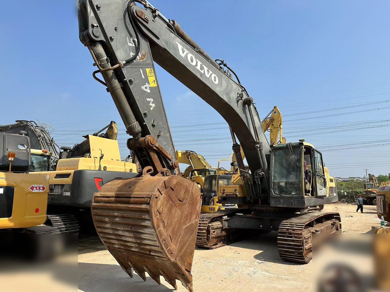 VOLVO EC140DL - Верижен багер: снимка 4 VOLVO EC140DL - Верижен багер: снимка 4