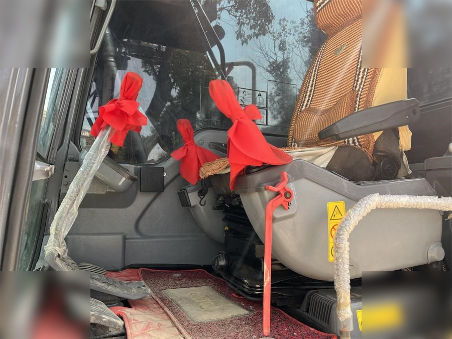 VOLVO EC140DL - Верижен багер: снимка 3 VOLVO EC140DL - Верижен багер: снимка 3