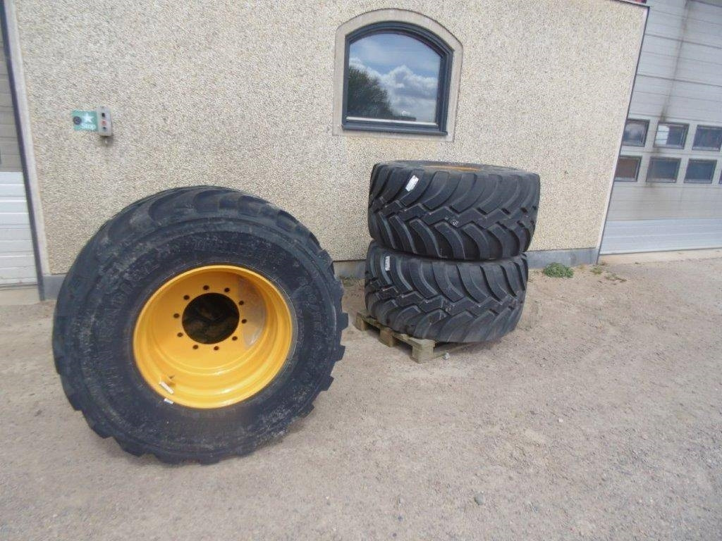 Trelleborg Twin 4 st fabriksnya 600-55/26,5 - Гума за Строителна техника: снимка 2 Trelleborg Twin 4 st fabriksnya 600-55/26,5 - Гума за Строителна техника: снимка 2