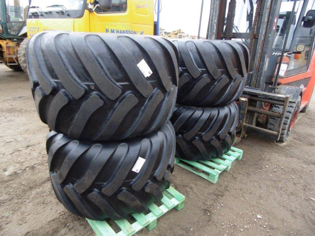 Trelleborg Twin 428 710-40-22,5 med fälg - Комплект колела за Друга техника: снимка 2 Trelleborg Twin 428 710-40-22,5 med fälg - Комплект колела за Друга техника: снимка 2