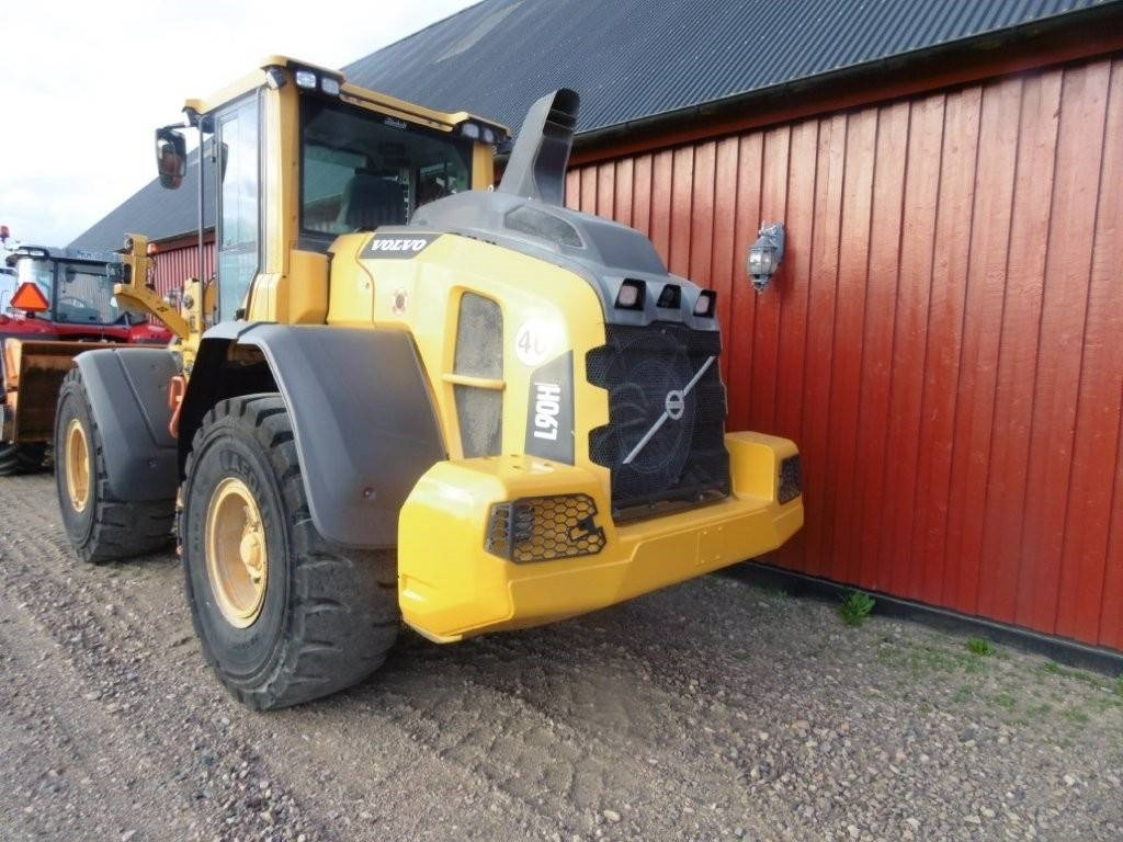 Volvo L 90 H - Колесен товарач: снимка 4 Volvo L 90 H - Колесен товарач: снимка 4