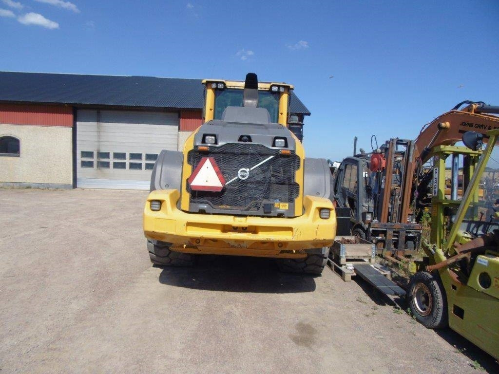 Volvo L110 H med optishift Fullutrustad med CDC-våg-kamr - Колесен товарач: снимка 2 Volvo L110 H med optishift Fullutrustad med CDC-våg-kamr - Колесен товарач: снимка 2