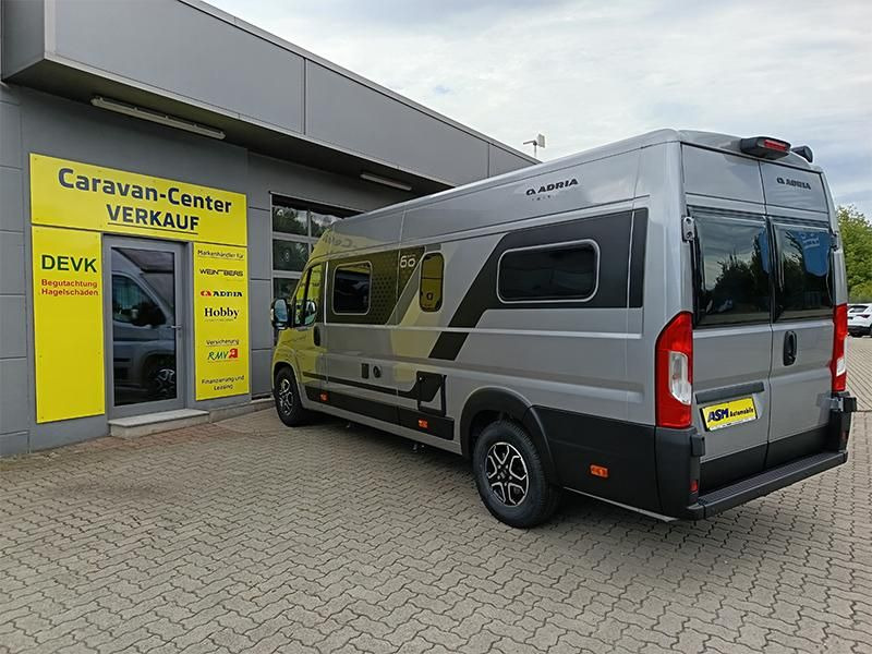 Adria Twin "60Y" 640 SGX 3,5 MAXI*JUBILEE*MARKISE*LED* - Кемпер ван: снимка 5 Adria Twin "60Y" 640 SGX 3,5 MAXI*JUBILEE*MARKISE*LED* - Кемпер ван: снимка 5