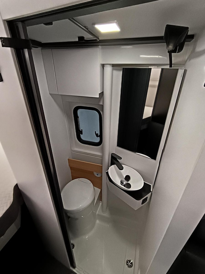 Кемпер ван Adria Twin "60Y" 640 SGX 4,25MAXI*JUBILEE*AUFSTELLDACH: снимка 18 Кемпер ван Adria Twin "60Y" 640 SGX 4,25MAXI*JUBILEE*AUFSTELLDACH: снимка 18