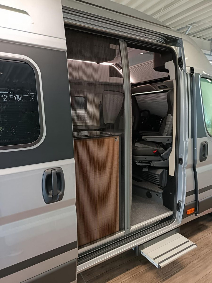 Кемпер ван Adria Twin "60Y" 640 SGX 4,25MAXI*JUBILEE*AUFSTELLDACH: снимка 9 Кемпер ван Adria Twin "60Y" 640 SGX 4,25MAXI*JUBILEE*AUFSTELLDACH: снимка 9