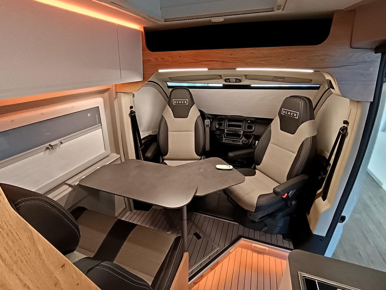 Кемпер ван Clever Celebration 600 MJ 24*KLIMAAUTOMATIK*ACC*SOFORT*: снимка 17