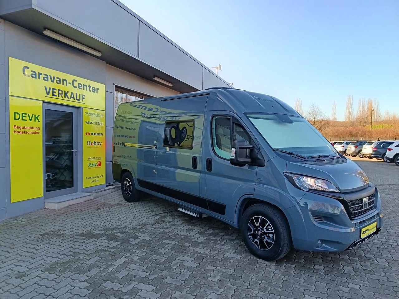 Clever Celebration 600 MJ24*AHK*MARKISE*ACC*R-KAM*RADIO - Кемпер ван: снимка 2 Clever Celebration 600 MJ24*AHK*MARKISE*ACC*R-KAM*RADIO - Кемпер ван: снимка 2