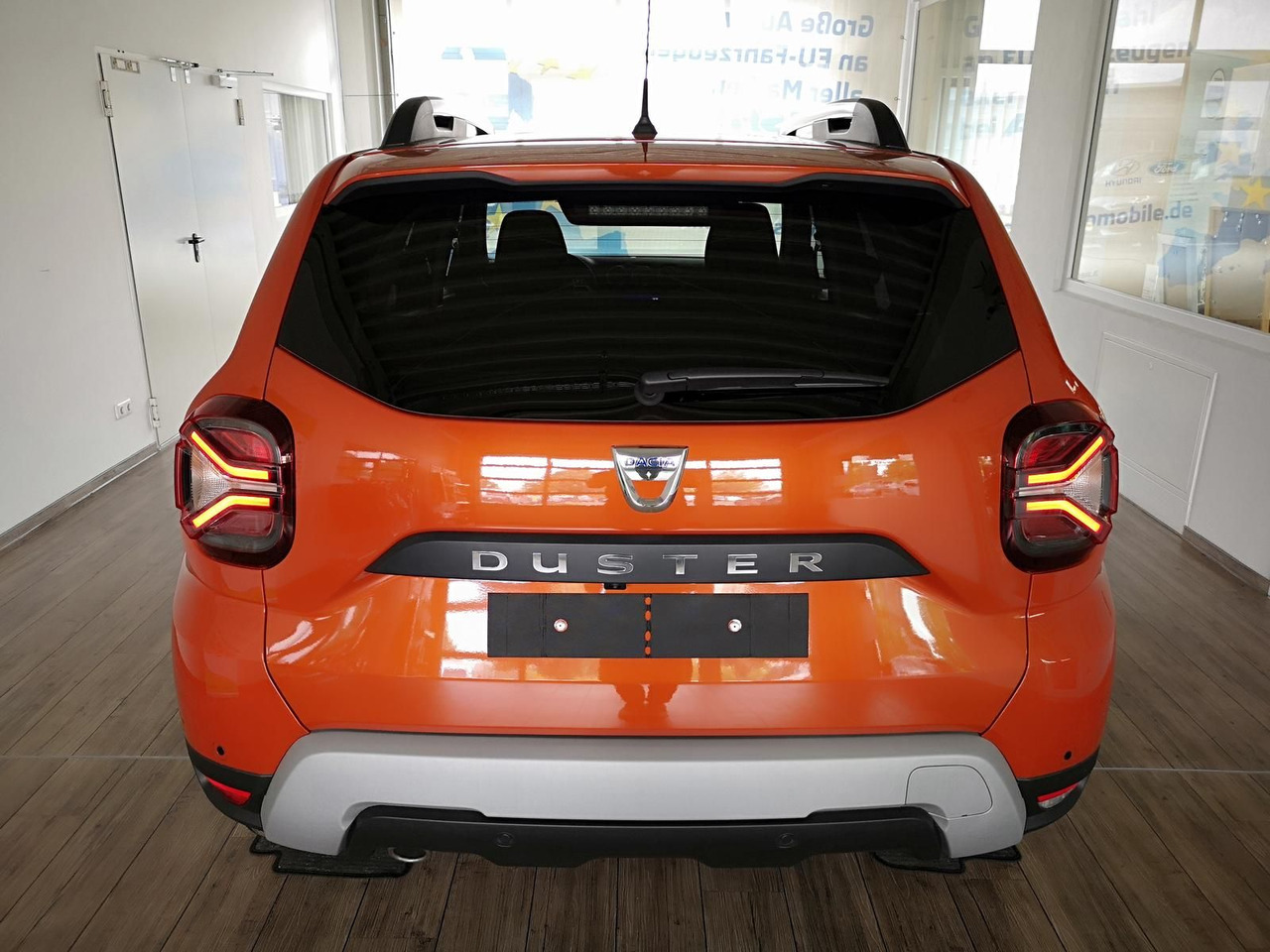 Dacia Duster Prestige Tce 130*KLIMA*SHZ*R-KAM*DAB*NAVI - Джип: снимка 5 Dacia Duster Prestige Tce 130*KLIMA*SHZ*R-KAM*DAB*NAVI - Джип: снимка 5