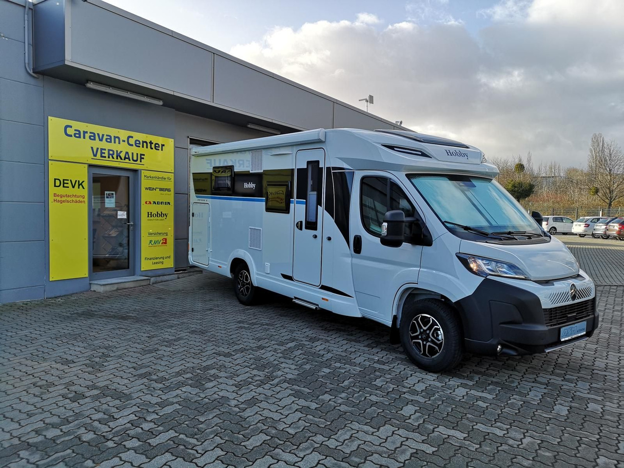 Hobby Ontour C 700 GQ 103 kW*CAMPERNET*LITHIUM*SOFORT* - Полуинтегриран кемпер: снимка 4 Hobby Ontour C 700 GQ 103 kW*CAMPERNET*LITHIUM*SOFORT* - Полуинтегриран кемпер: снимка 4