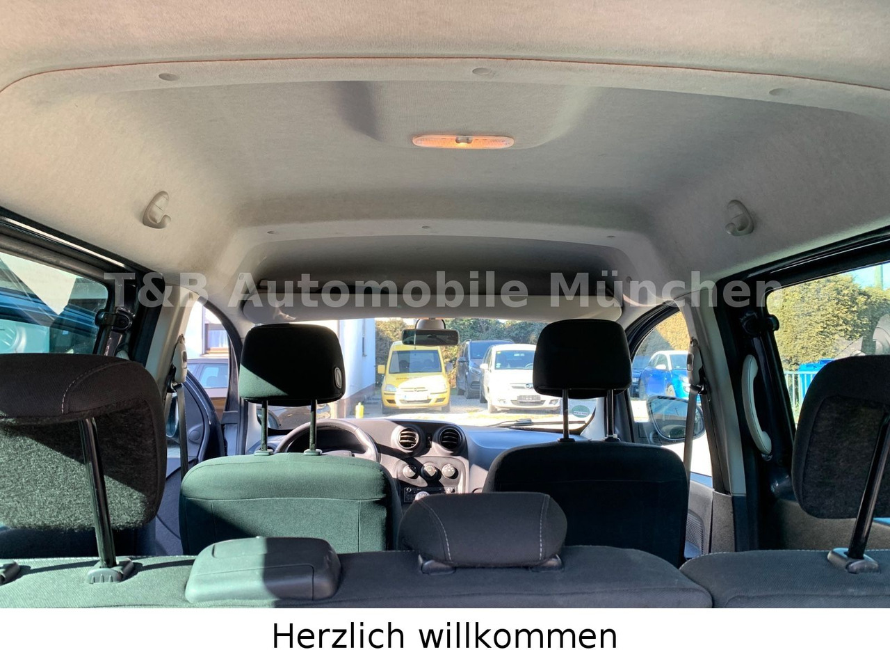 Лизинг на  Mercedes-Benz Citan Kombi 111 CDI*Lang*Tourer*Klima*PDC*Euro6* Mercedes-Benz Citan Kombi 111 CDI*Lang*Tourer*Klima*PDC*Euro6*: снимка 15