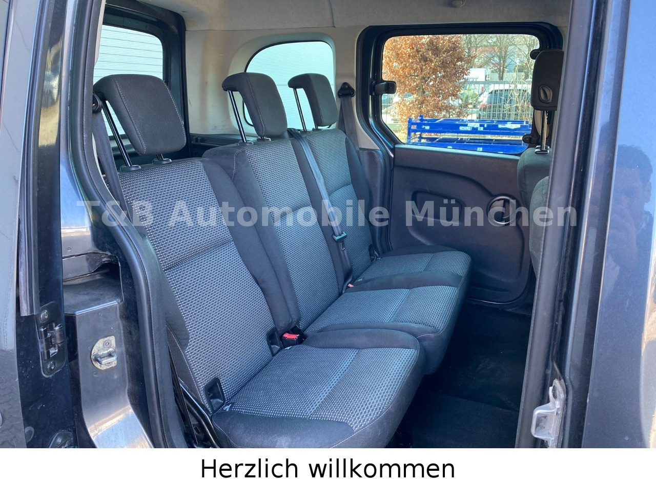 Лизинг на  Mercedes-Benz Citan Kombi 111 CDI*Lang*Tourer*Klima*PDC*Euro6* Mercedes-Benz Citan Kombi 111 CDI*Lang*Tourer*Klima*PDC*Euro6*: снимка 13