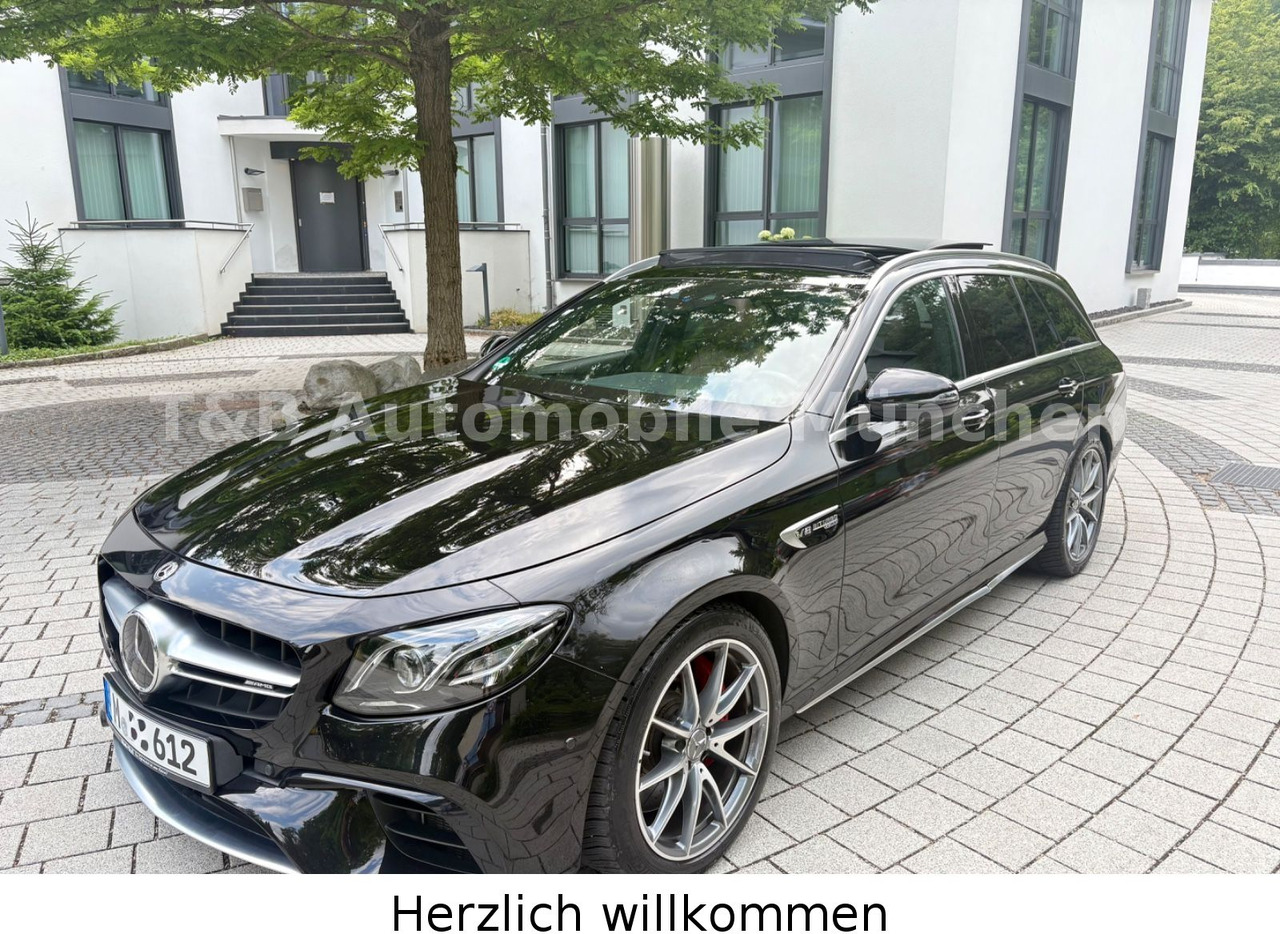 Лек автомобил Mercedes-Benz E 63 S AMG*4Matic+*AMG Driver s*Pano*MB-Garantie: снимка 1