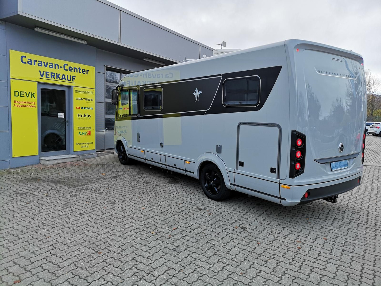 Niesmann + Bischoff iSmove 6.9 E 132 kW+AHK+SOLAR+ALDE+KLIMA+NAVI - Интегриран кемпер: снимка 5 Niesmann + Bischoff iSmove 6.9 E 132 kW+AHK+SOLAR+ALDE+KLIMA+NAVI - Интегриран кемпер: снимка 5