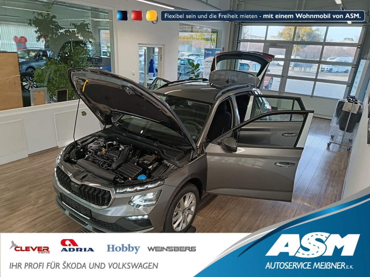 Skoda Kamiq 130 Jahre 1,5TSI DSG*AHK*ACC*LED*R-KAM*PDC - Джип: снимка 1 Skoda Kamiq 130 Jahre 1,5TSI DSG*AHK*ACC*LED*R-KAM*PDC - Джип: снимка 1