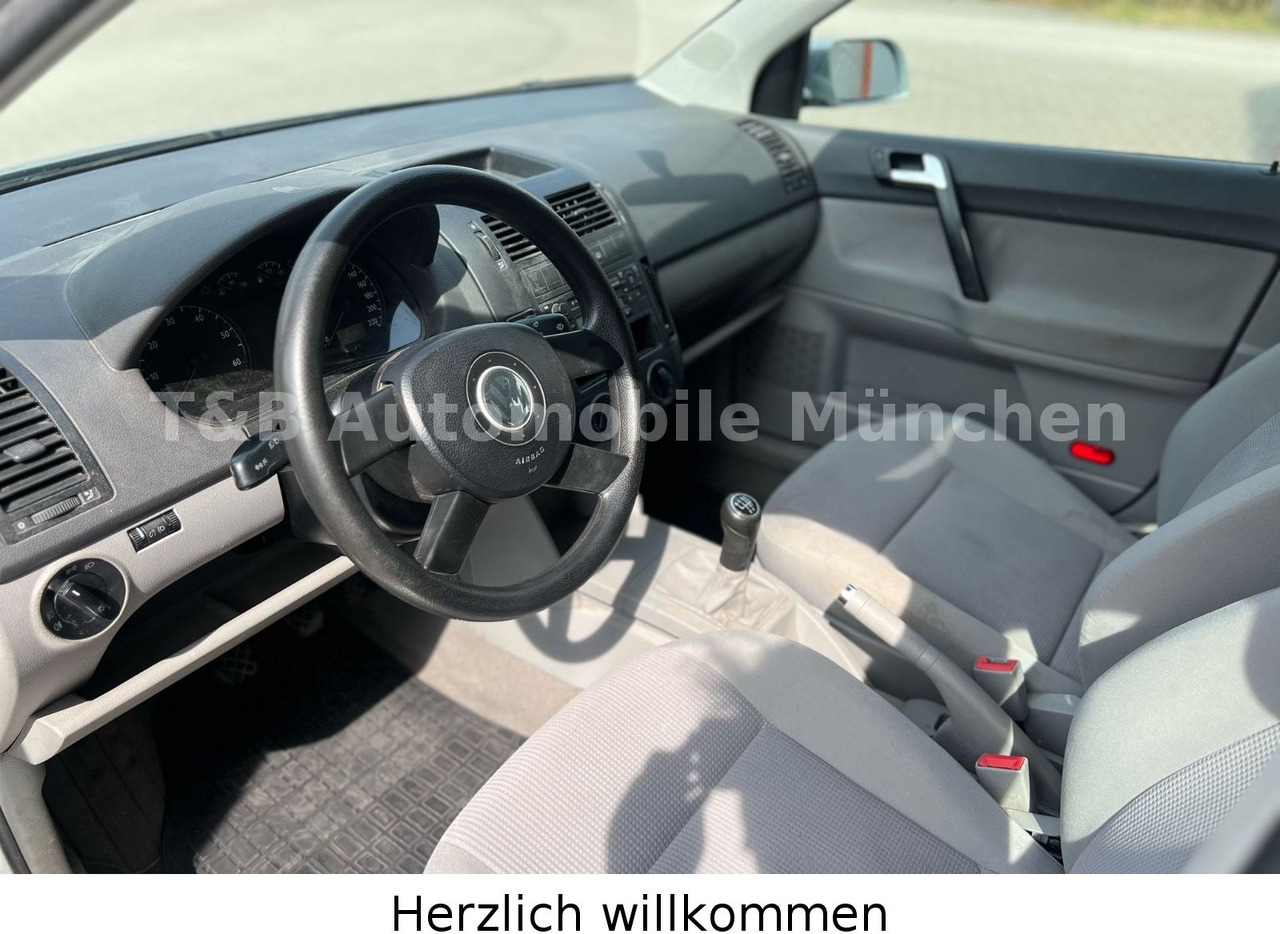 Лек автомобил Volkswagen Polo IV 1.2*Comfortline*Klimaanlage*120.000Km*: снимка 8