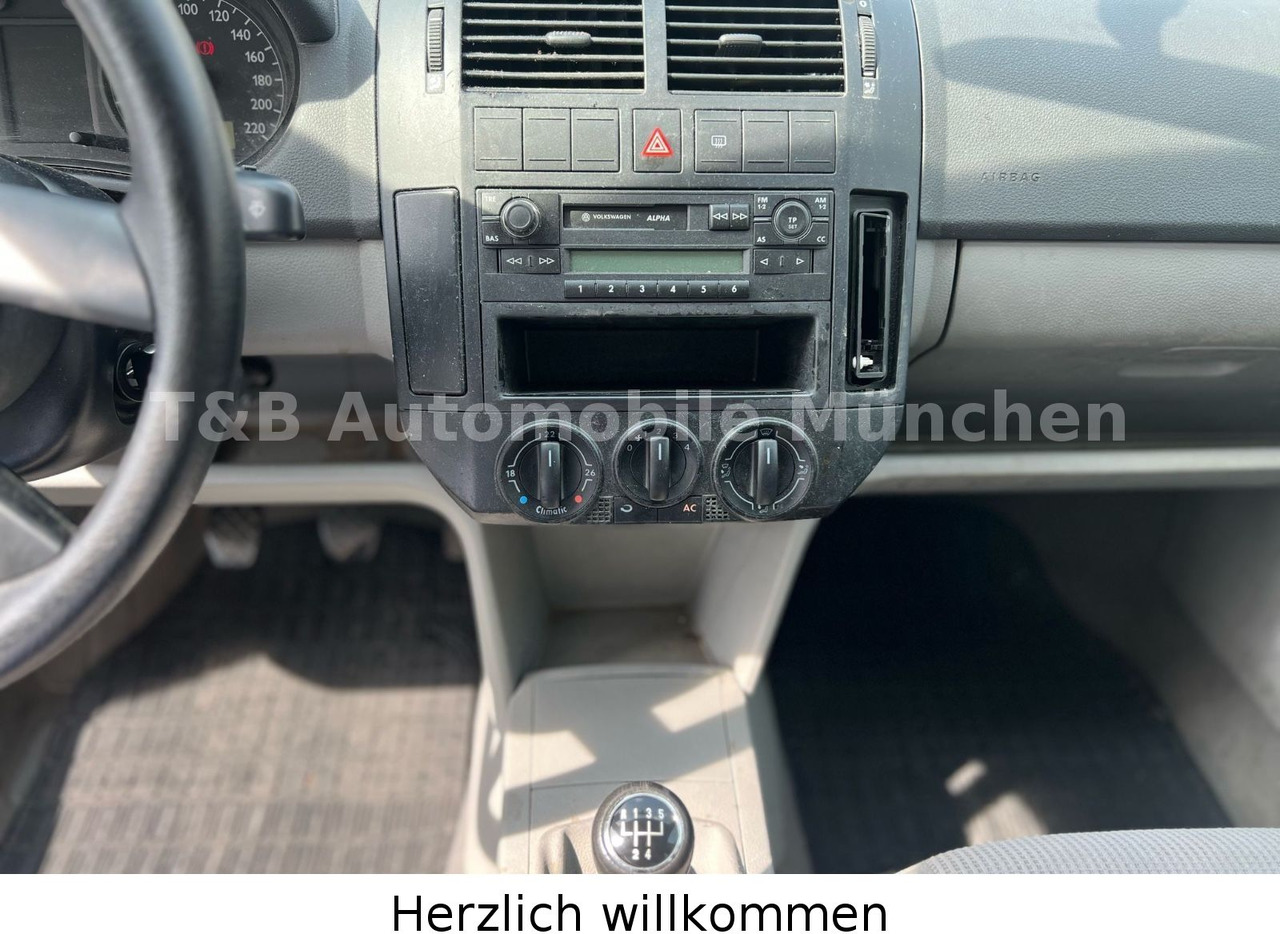 Лек автомобил Volkswagen Polo IV 1.2*Comfortline*Klimaanlage*120.000Km*: снимка 9