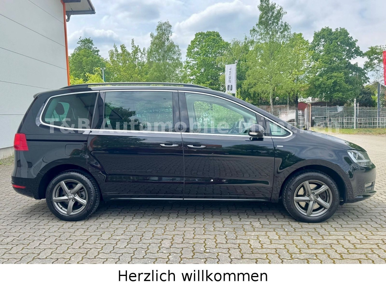 Volkswagen Sharan Match BMT*6-Si*Leder*Navi*Kamera*44.000km - Пътнически бус: снимка 5 Volkswagen Sharan Match BMT*6-Si*Leder*Navi*Kamera*44.000km - Пътнически бус: снимка 5