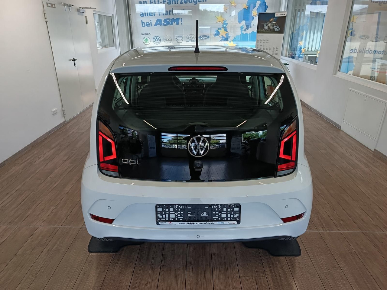Volkswagen up! move up! 1.0*R-KAM*PDC*SHZ*MAPS+MORE*DAB*NSW - Лек автомобил: снимка 5 Volkswagen up! move up! 1.0*R-KAM*PDC*SHZ*MAPS+MORE*DAB*NSW - Лек автомобил: снимка 5