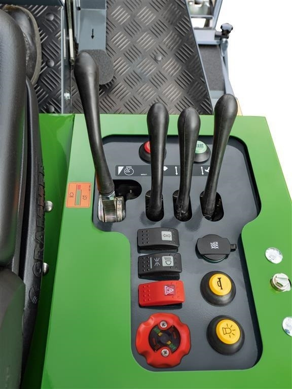 Amazone Profihopper 4WDi 1250 Smartline - Косачка за трева: снимка 2 Amazone Profihopper 4WDi 1250 Smartline - Косачка за трева: снимка 2