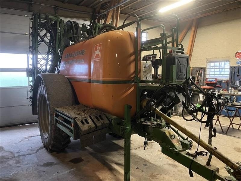 Amazone UG 3000 Nova 28m - Прикачна пръскачка: снимка 2 Amazone UG 3000 Nova 28m - Прикачна пръскачка: снимка 2