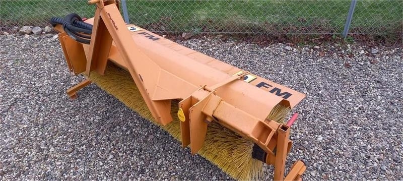 FM 180Cm Hydraulisk træk. - Четка: снимка 3 FM 180Cm Hydraulisk træk. - Четка: снимка 3