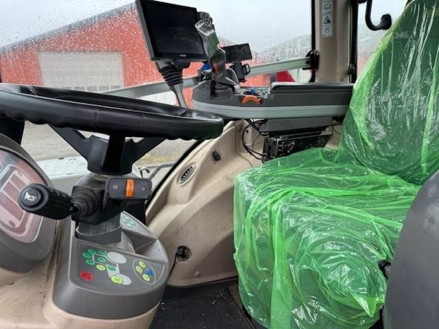 Fendt 828 Vario S4 Profi - Трактор: снимка 4 Fendt 828 Vario S4 Profi - Трактор: снимка 4