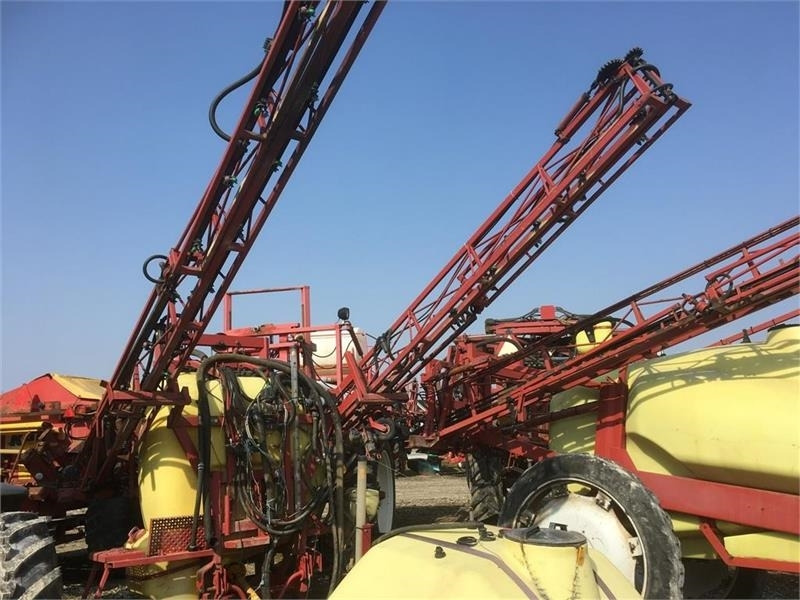 Hardi Mega 1200L 21m LPZ - Прикачна пръскачка: снимка 1 Hardi Mega 1200L 21m LPZ - Прикачна пръскачка: снимка 1
