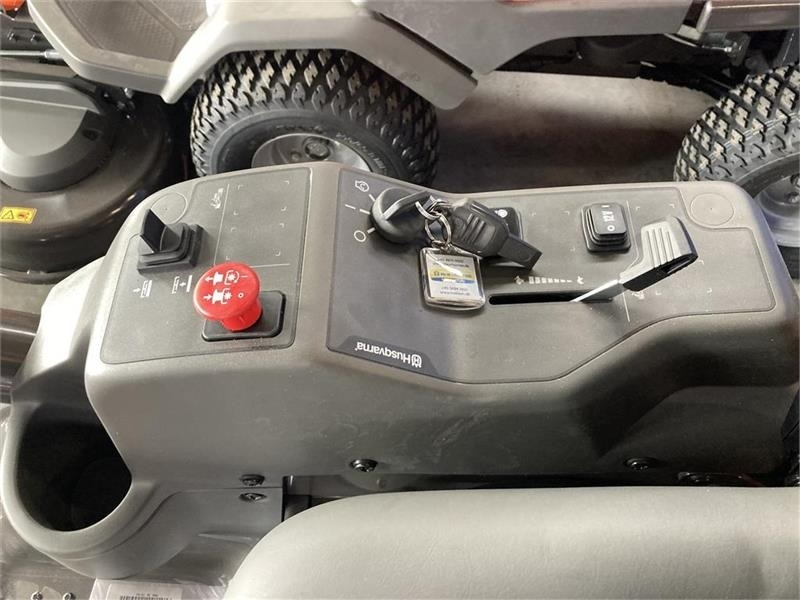 Husqvarna P524X Efi inkl. 137 cm klippebord - Косачка за трева: снимка 4 Husqvarna P524X Efi inkl. 137 cm klippebord - Косачка за трева: снимка 4