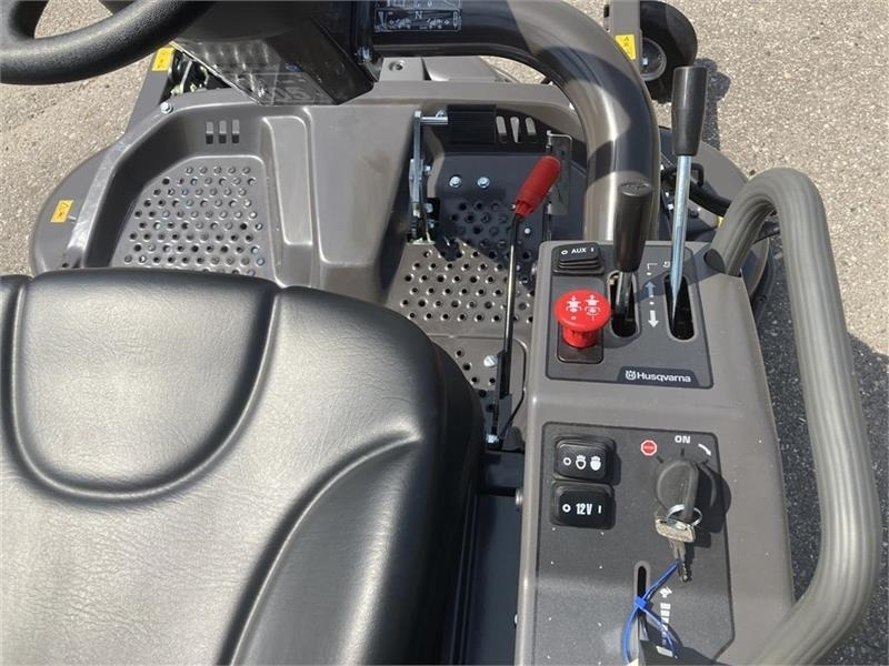 Husqvarna P525DX inkl. 155 X cm Combi klippebord - Косачка за трева: снимка 2 Husqvarna P525DX inkl. 155 X cm Combi klippebord - Косачка за трева: снимка 2